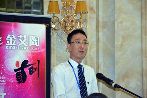 金艾陶策劃經理張寧博對本次品簽會作總結